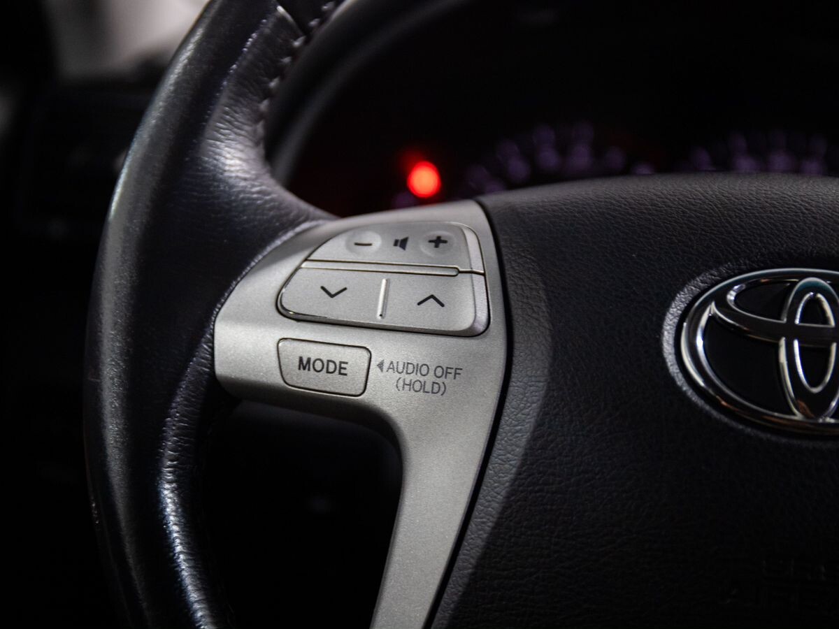 Toyota Camry 2008 - фото автомобиля