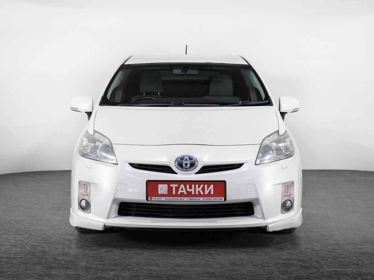 Toyota Prius 2011 - фото автомобиля