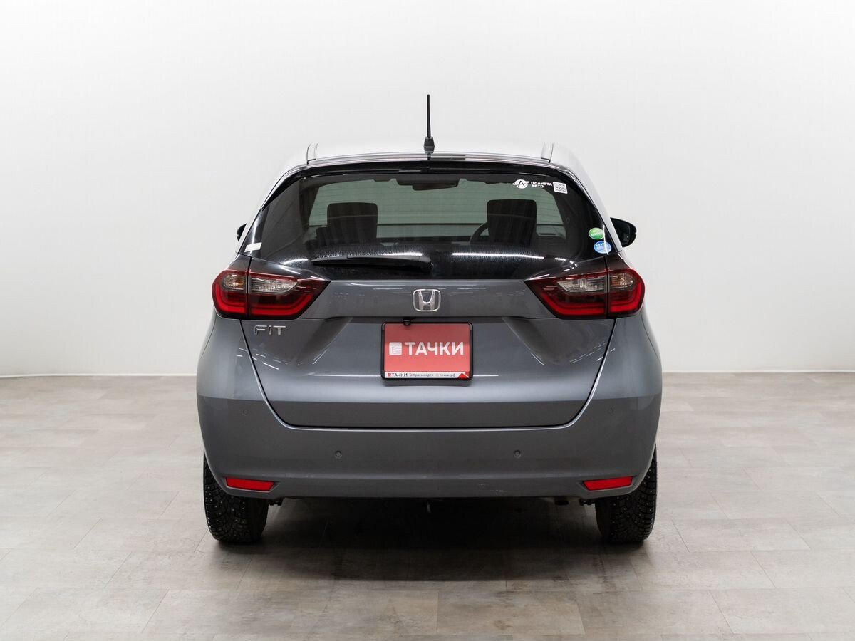 Honda Fit 2020 - фото автомобиля