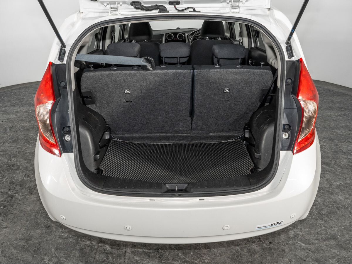 Nissan Note 2015 - фото автомобиля