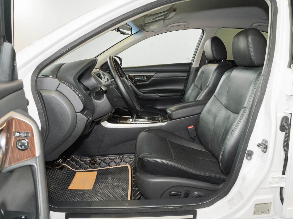Nissan Teana 2015 - фото автомобиля