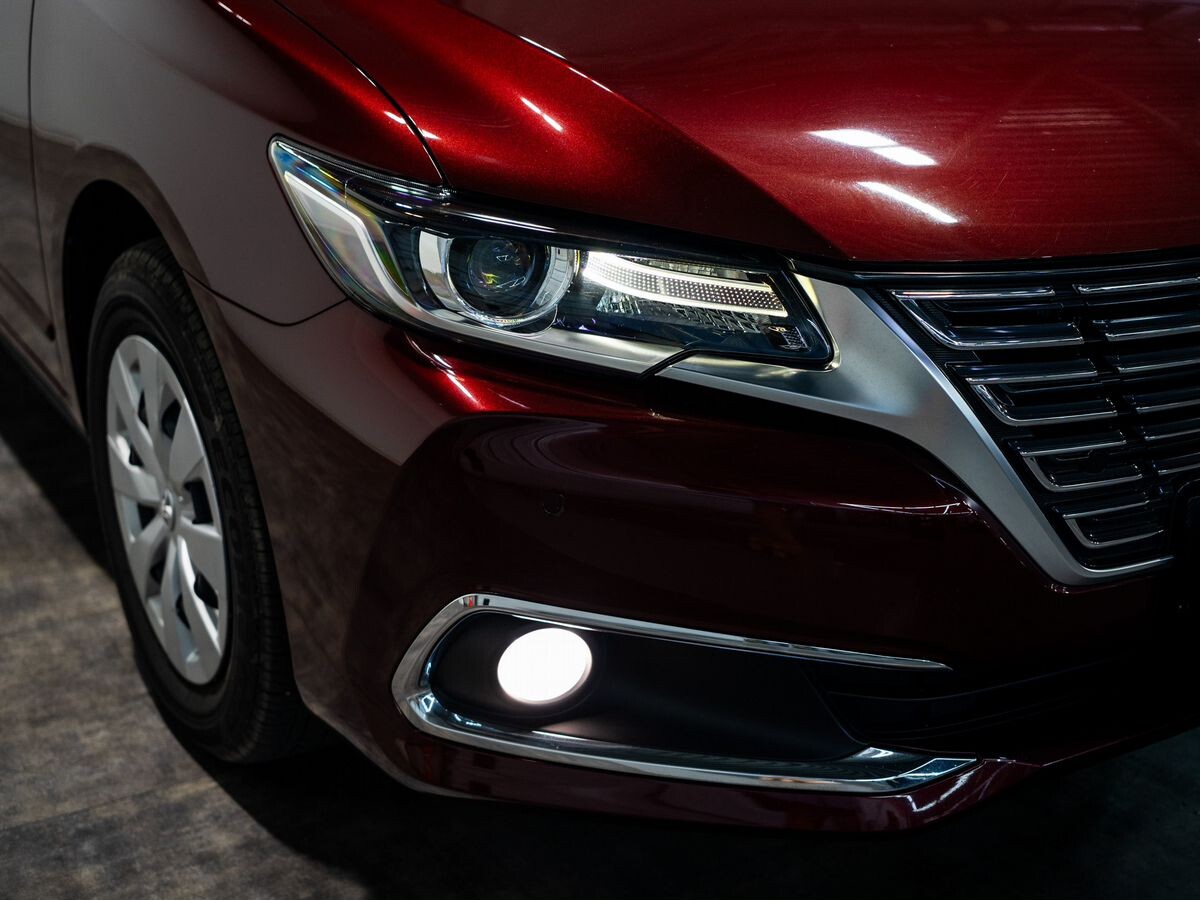 Toyota Premio 2018 - фото автомобиля