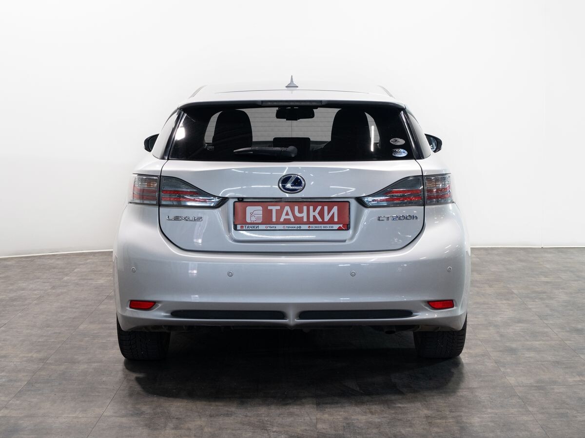 Lexus CT200h 2011 - фото автомобиля