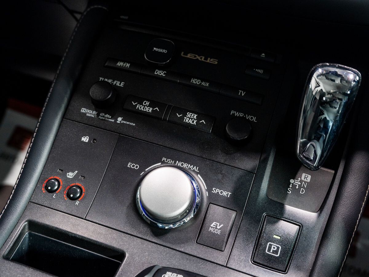 Lexus CT200h 2011 - фото автомобиля