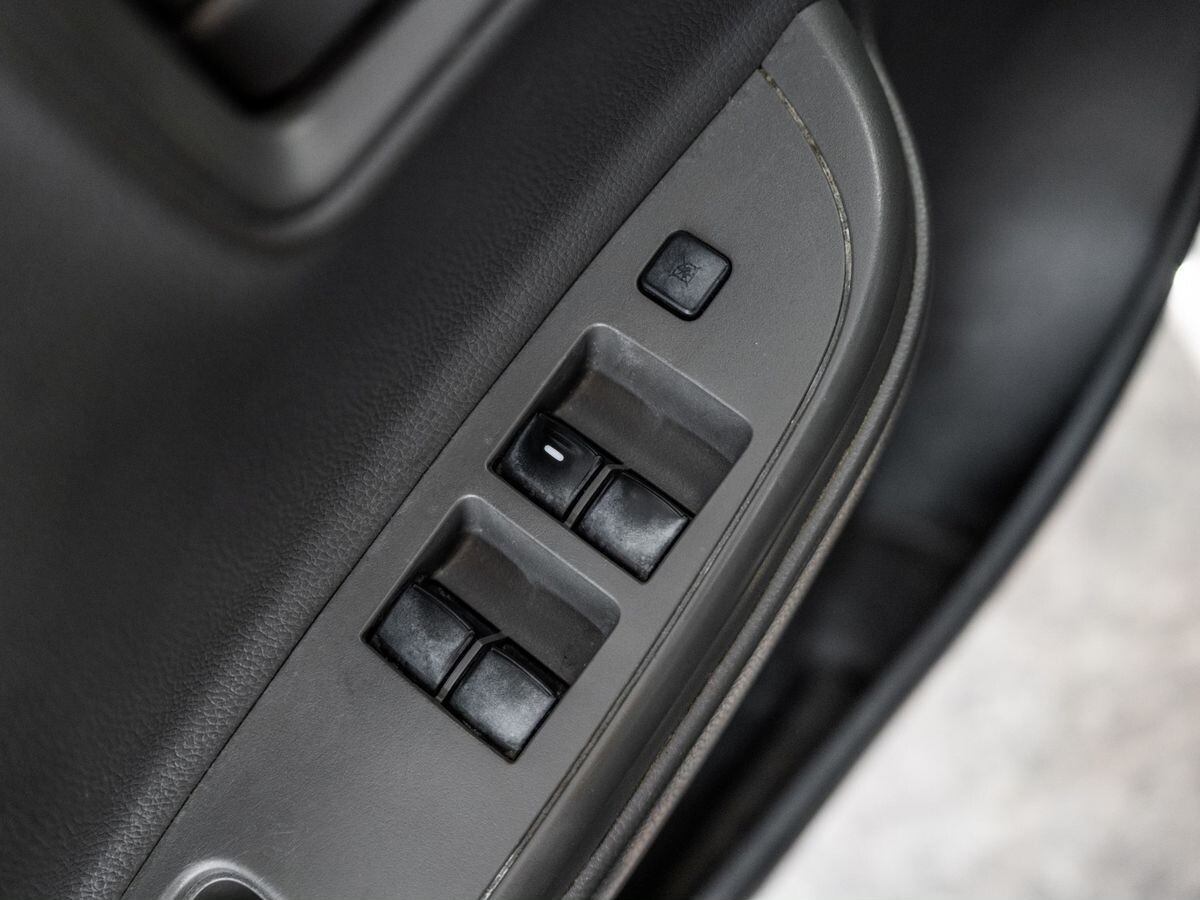Mitsubishi L200 2015 - фото автомобиля