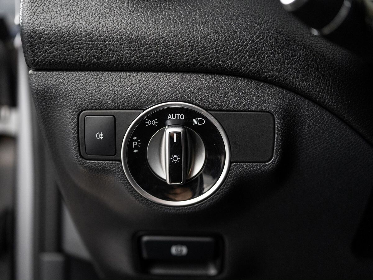 Mercedes-Benz CLA-Class 2013 - фото автомобиля
