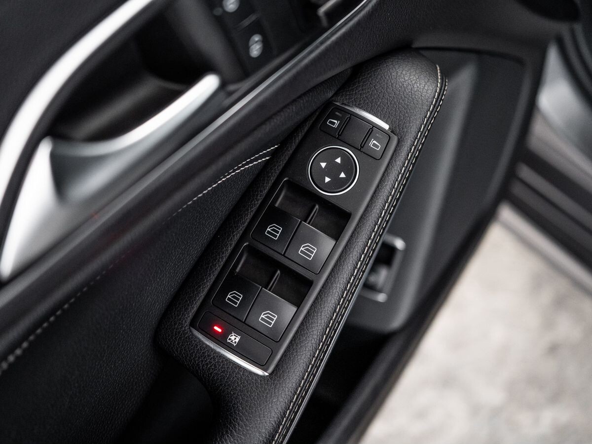 Mercedes-Benz CLA-Class 2013 - фото автомобиля