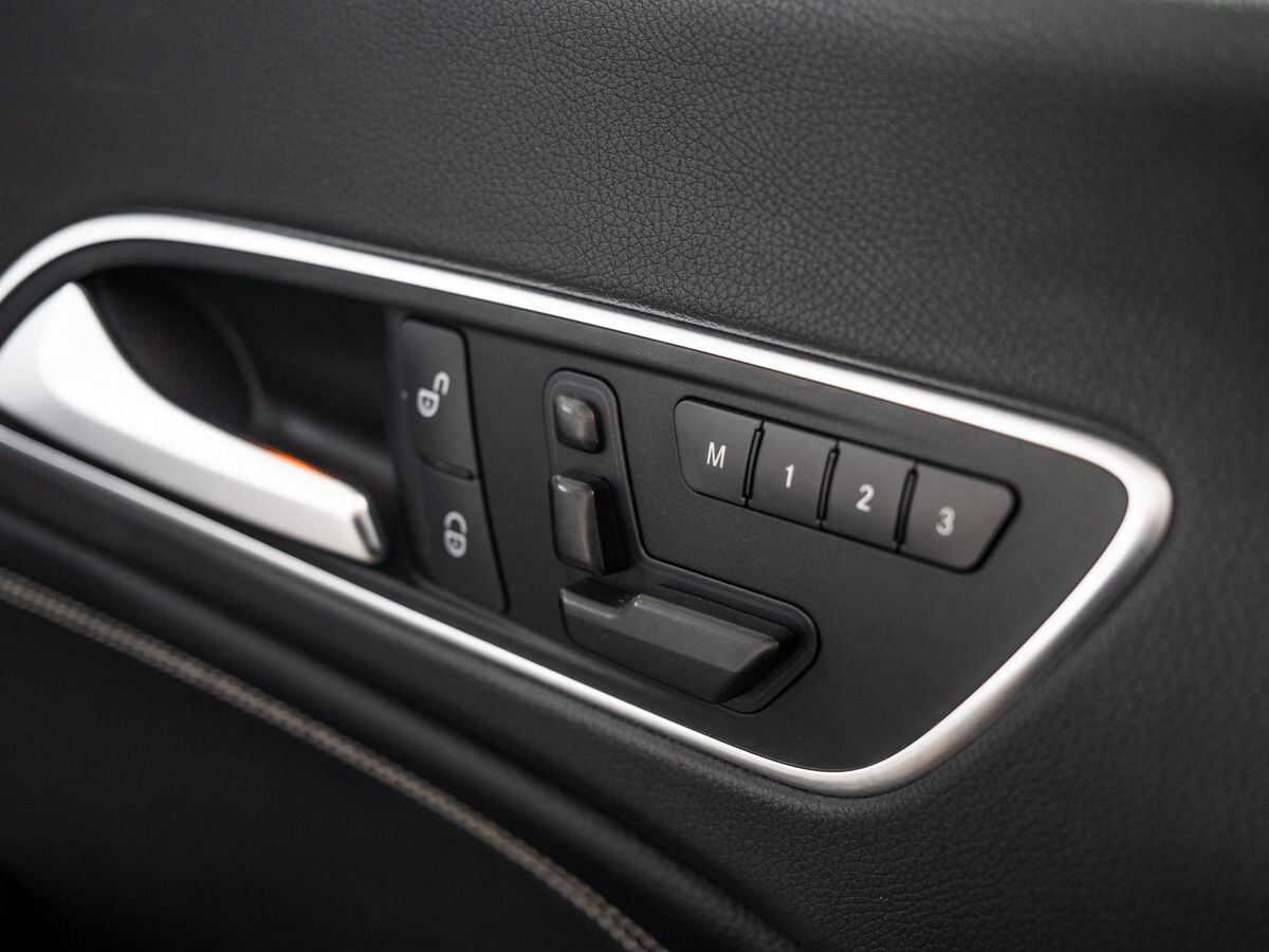 Mercedes-Benz CLA-Class 2013 - фото автомобиля