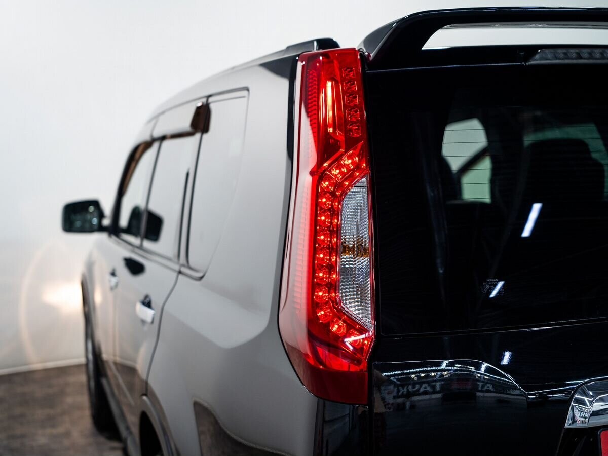 Nissan X-Trail 2011 - фото автомобиля