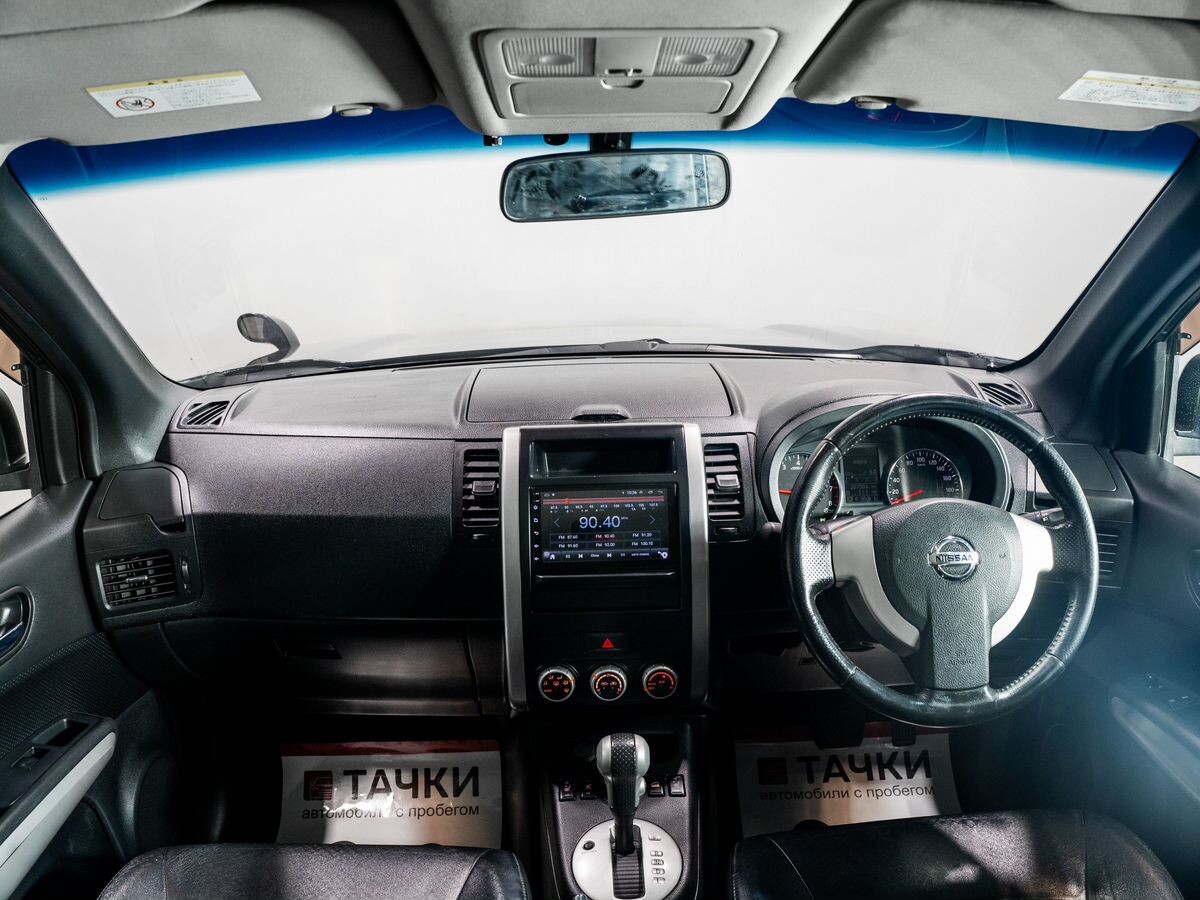 Nissan X-Trail 2011 - фото автомобиля