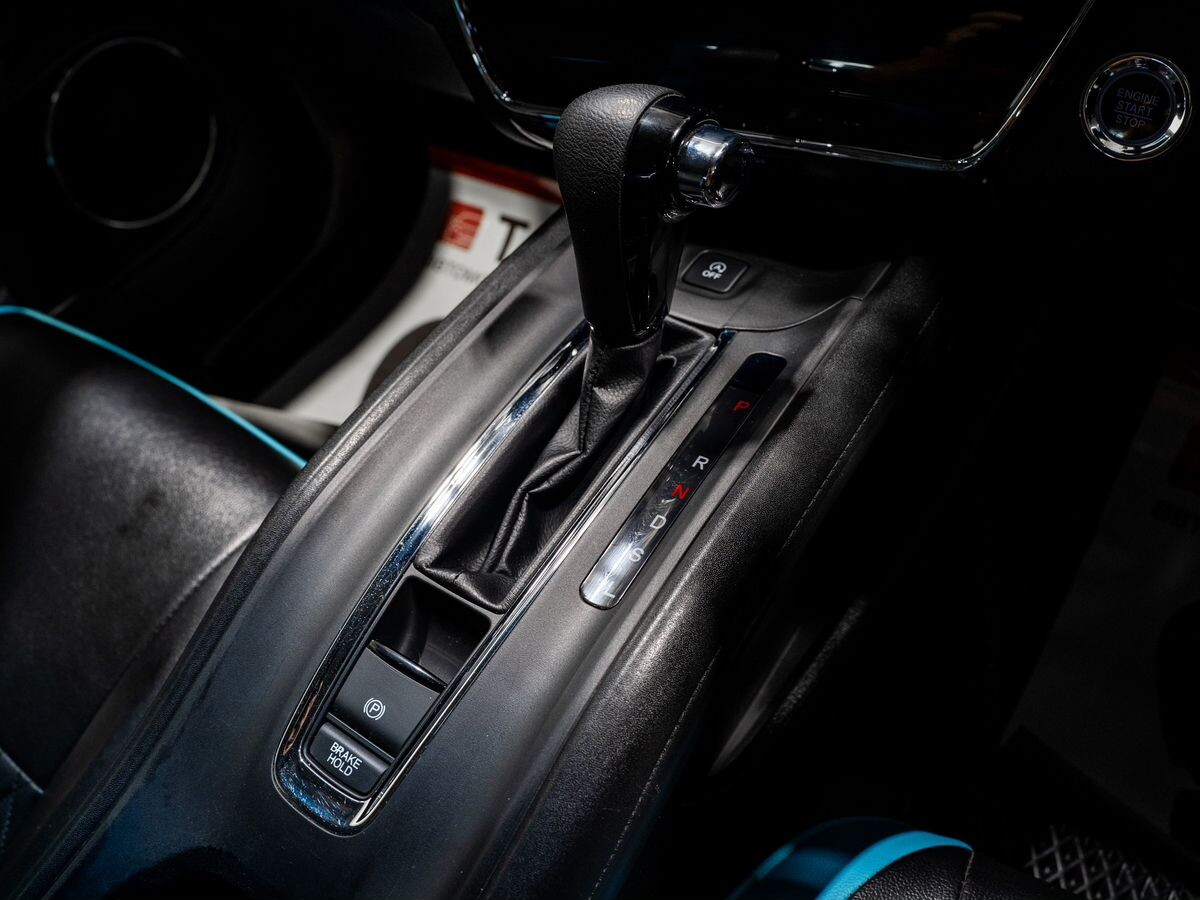 Honda Vezel 2018 - фото автомобиля