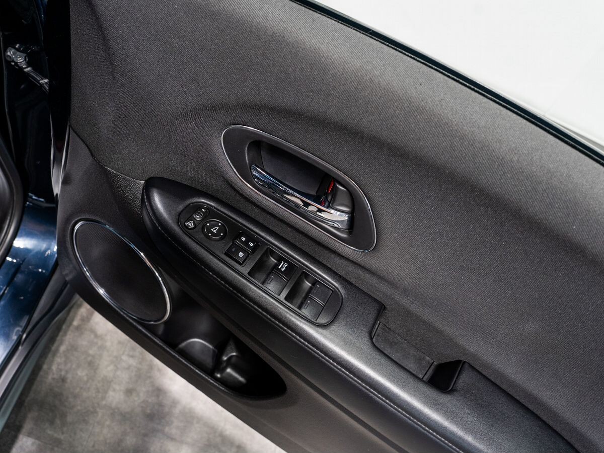 Honda Vezel 2018 - фото автомобиля