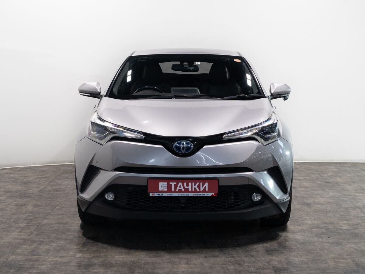 Toyota C-HR 2018 - фото автомобиля