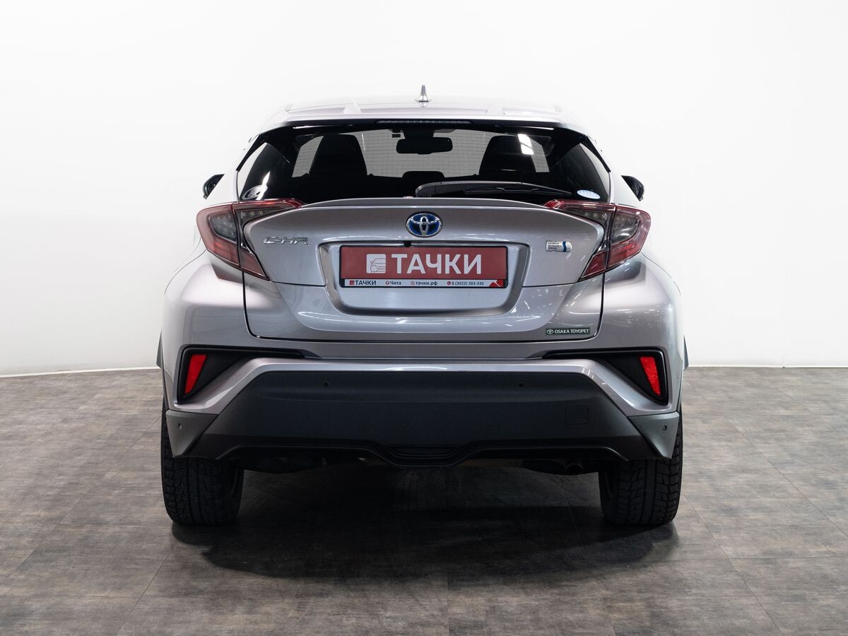 Toyota C-HR 2018 - фото автомобиля