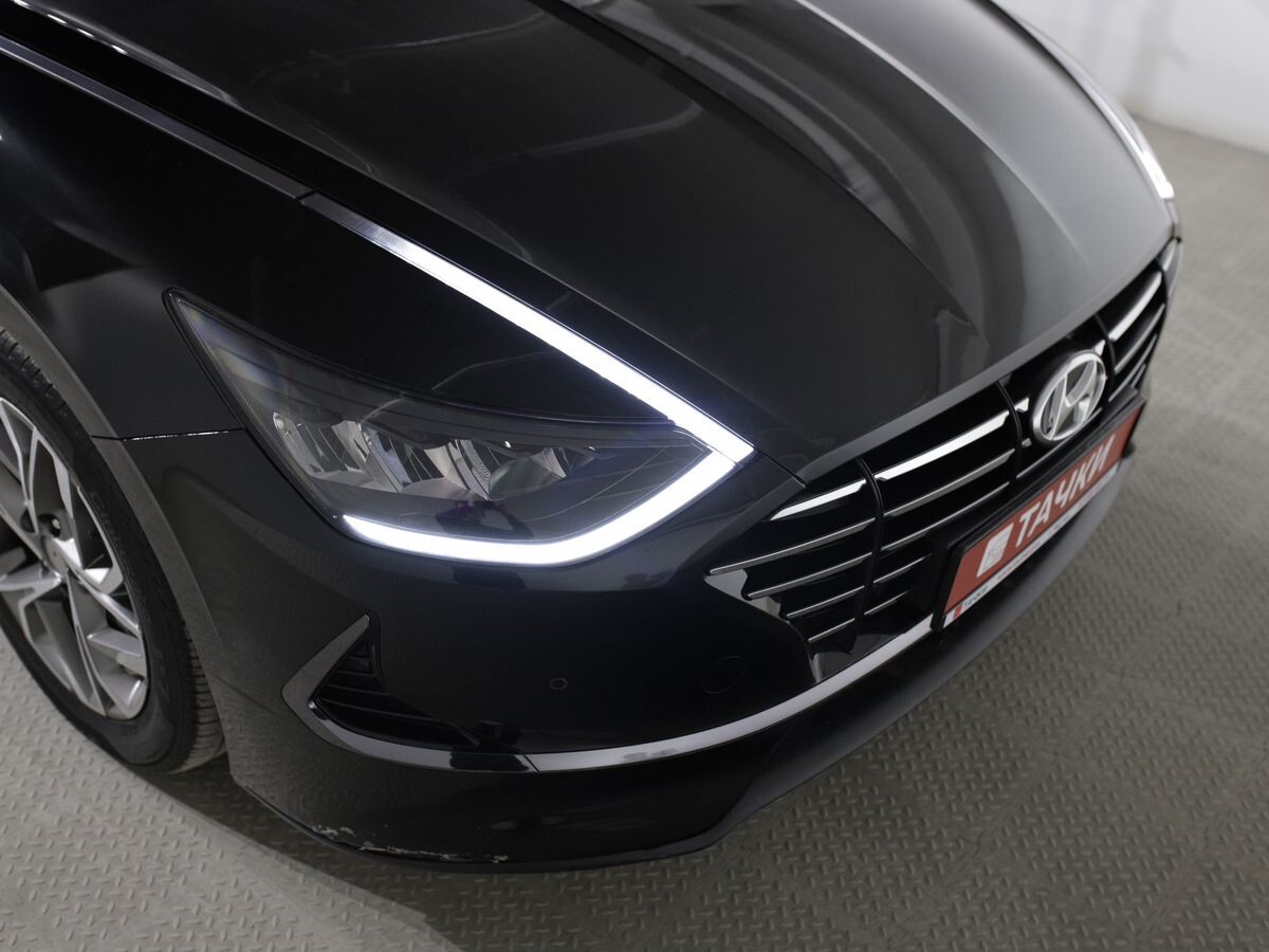 Hyundai Sonata 2021 - фото автомобиля