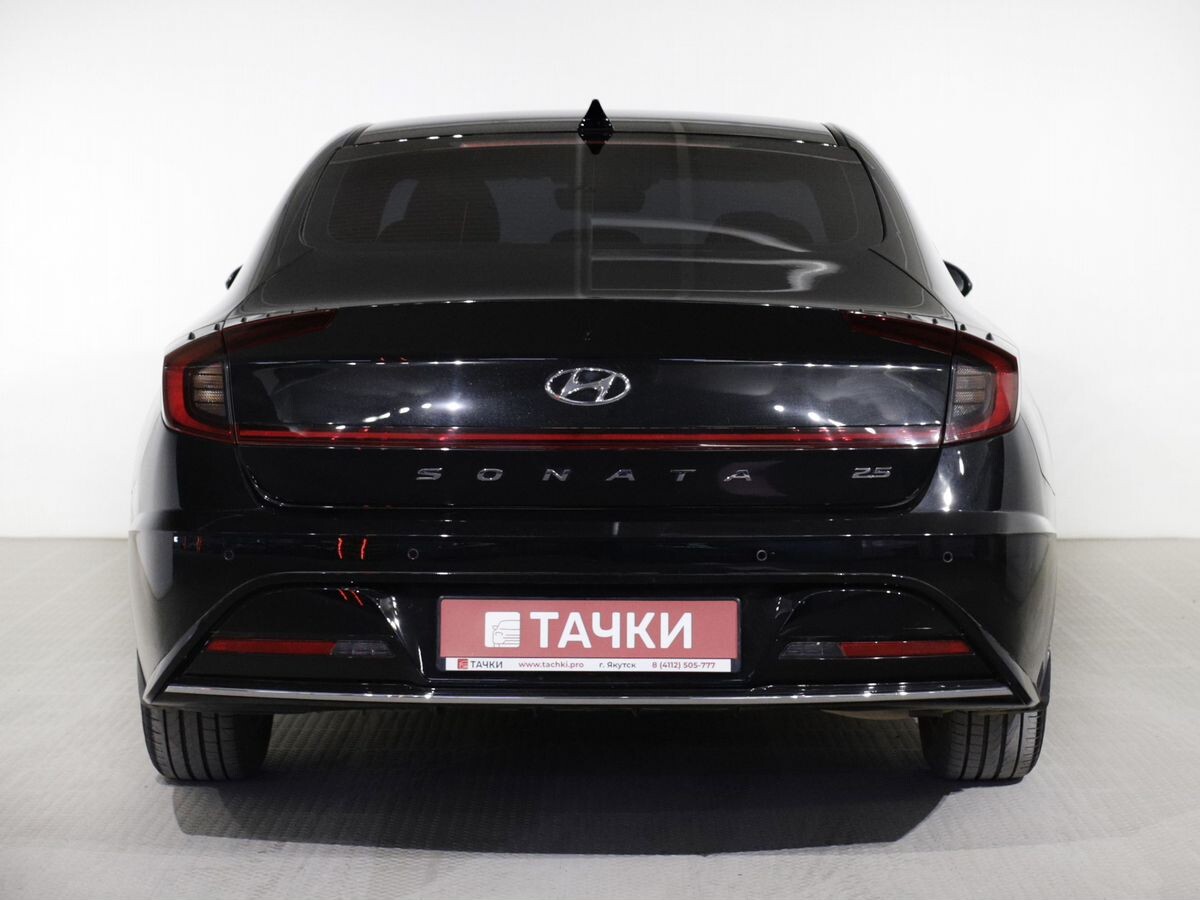 Hyundai Sonata 2021 - фото автомобиля