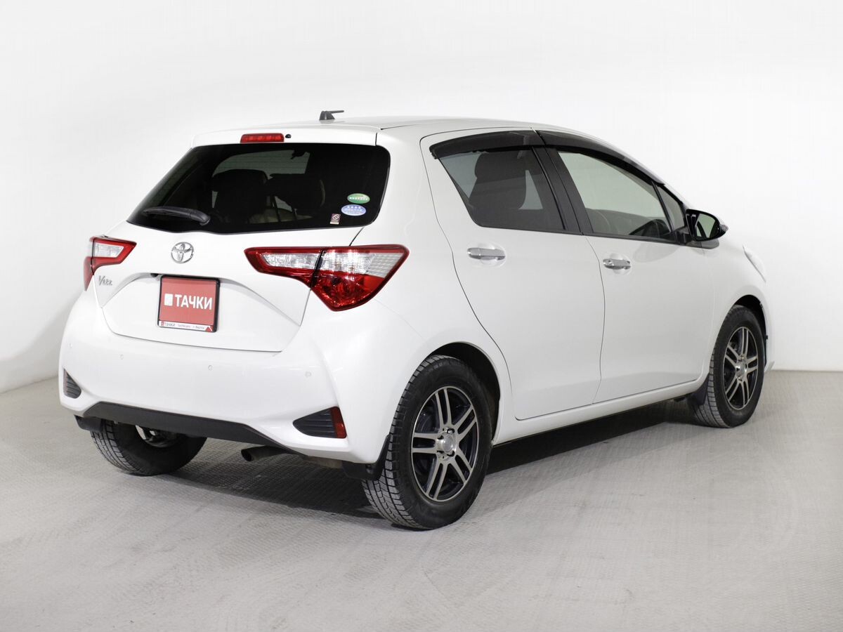 Toyota Vitz 2019 - фото автомобиля
