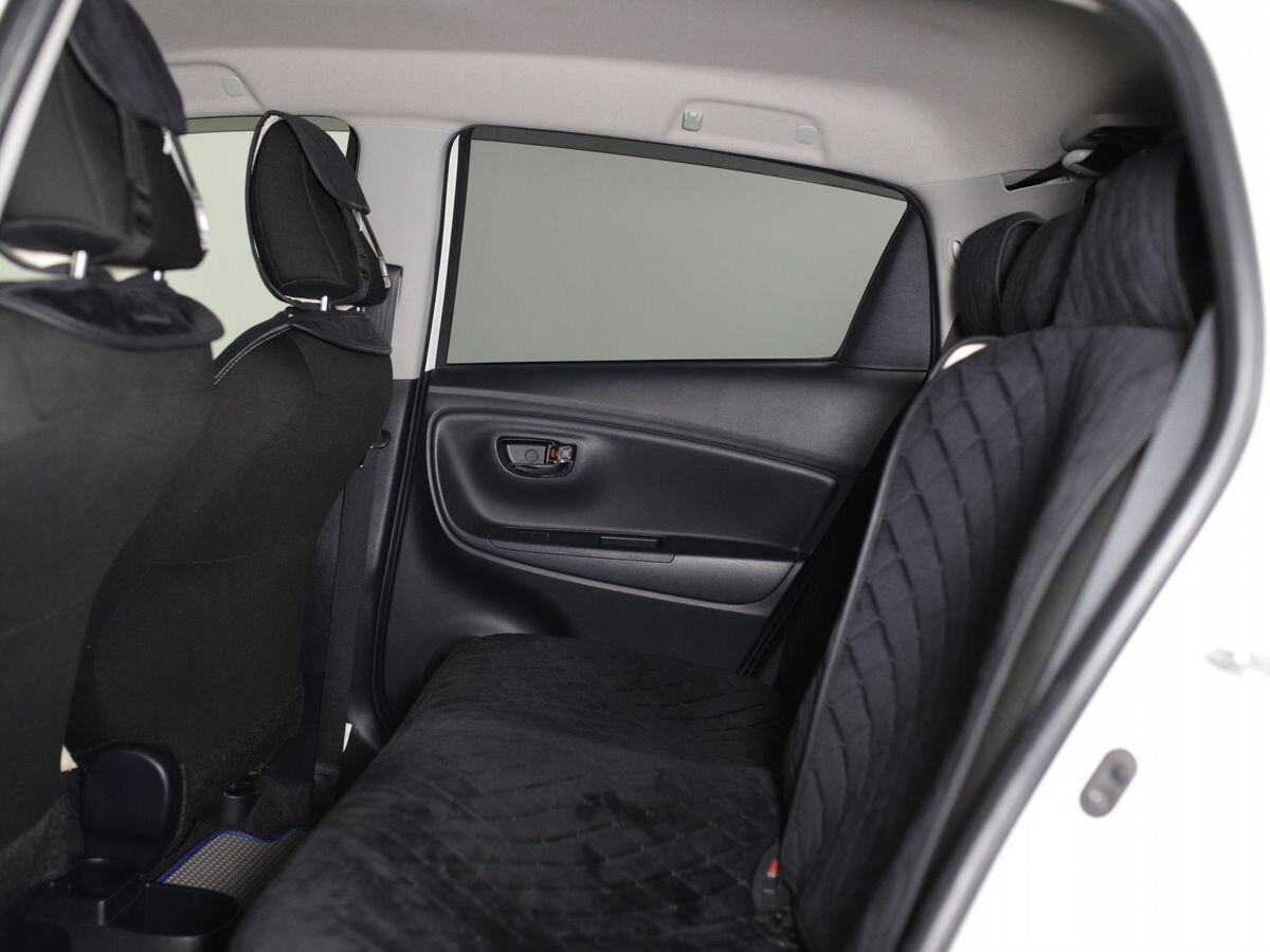 Toyota Vitz 2019 - фото автомобиля