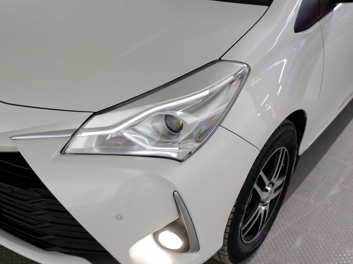 Toyota Vitz 2019 - фото автомобиля