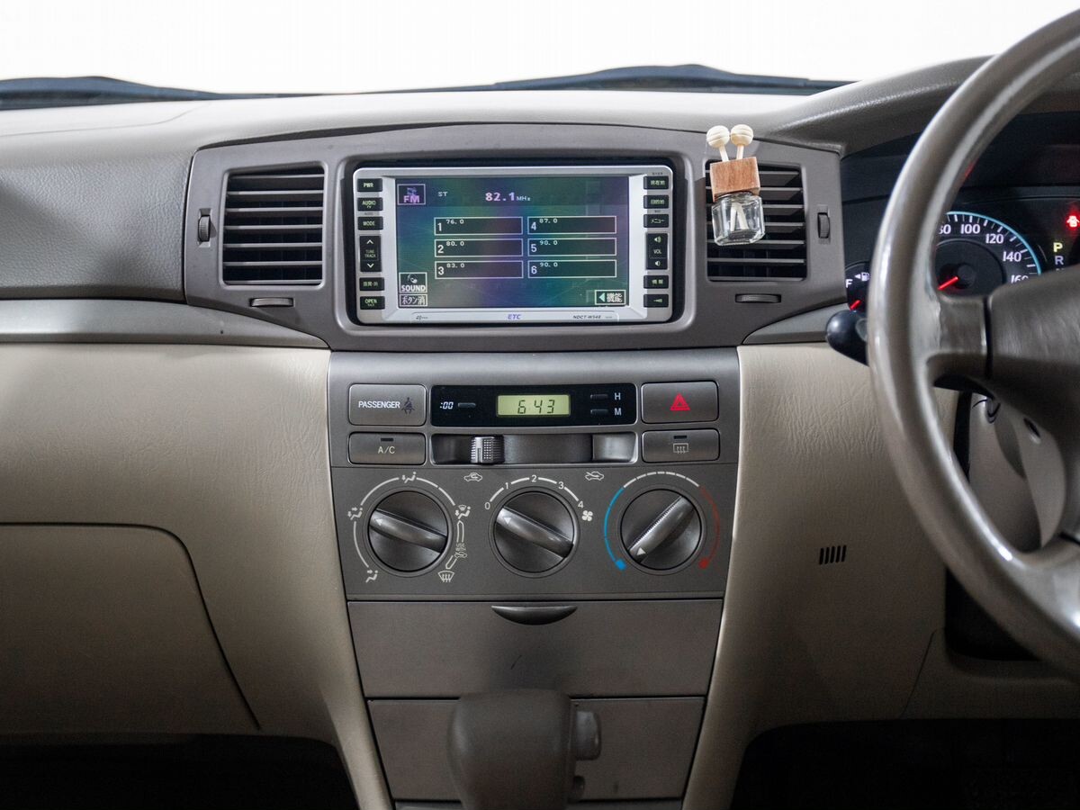 Toyota Corolla Fielder 2005 - фото автомобиля