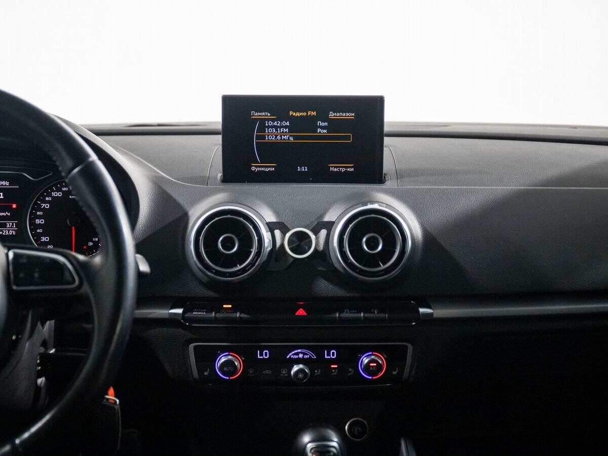 Audi A3 2014 - фото автомобиля