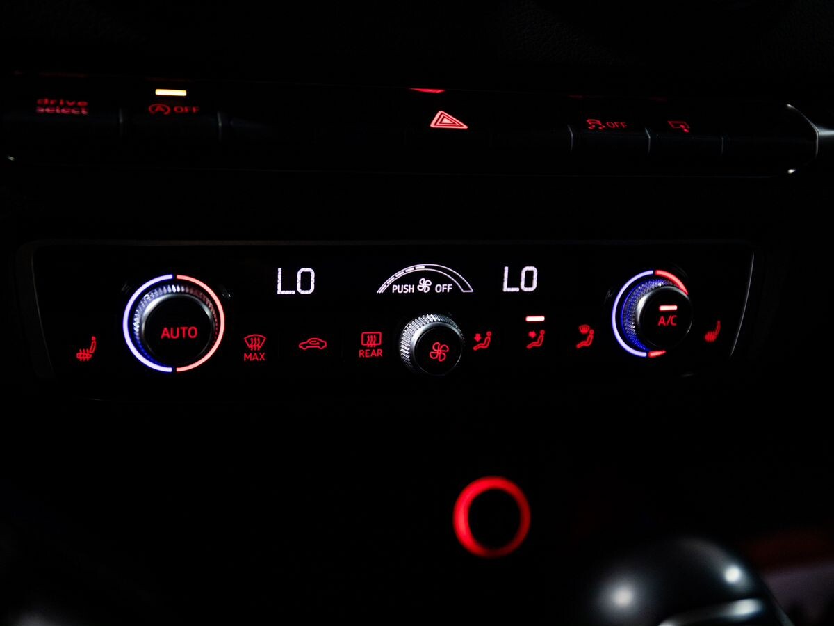 Audi A3 2014 - фото автомобиля