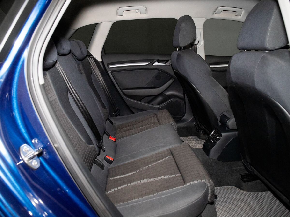 Audi A3 2014 - фото автомобиля