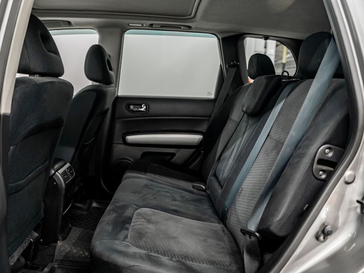 Nissan X-Trail 2011 - фото автомобиля