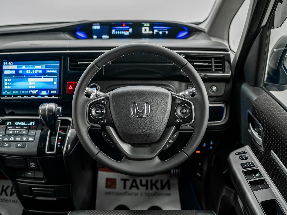 Honda Stepwgn 2018 - фото автомобиля