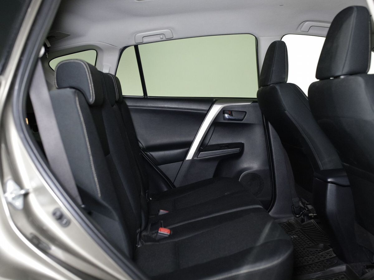 Toyota RAV4 2013 - фото автомобиля