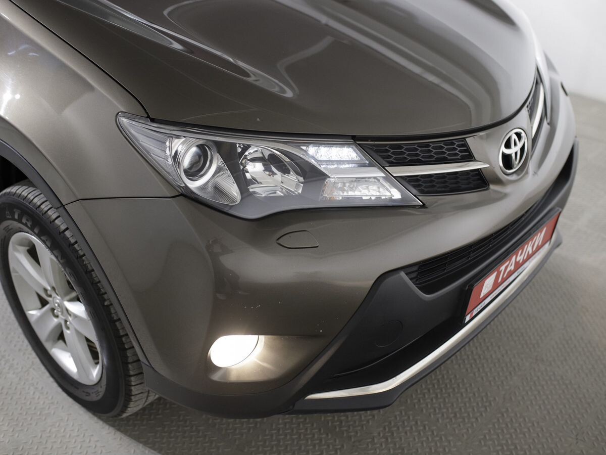 Toyota RAV4 2013 - фото автомобиля