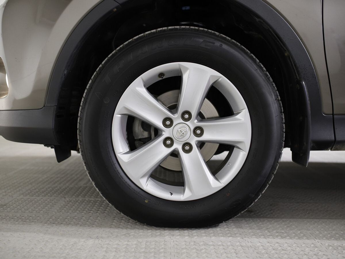 Toyota RAV4 2013 - фото автомобиля