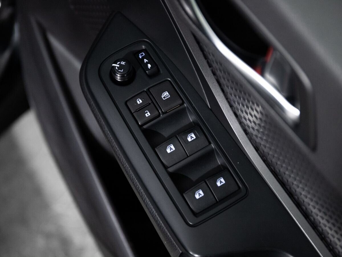Toyota C-HR 2019 - фото автомобиля