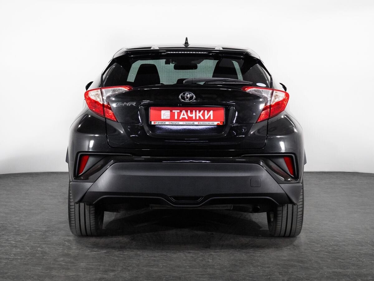 Toyota C-HR 2019 - фото автомобиля