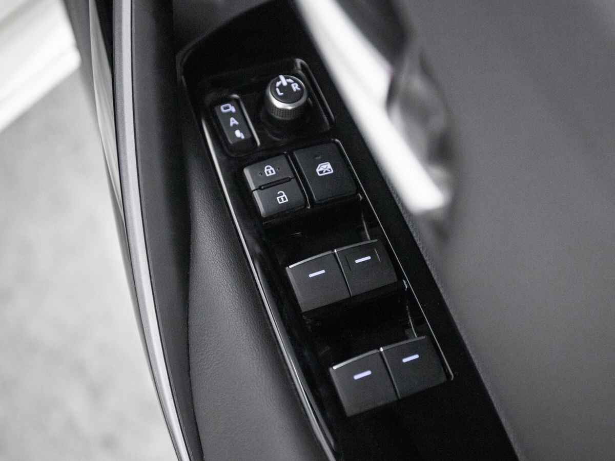 Toyota Corolla 2020 - фото автомобиля
