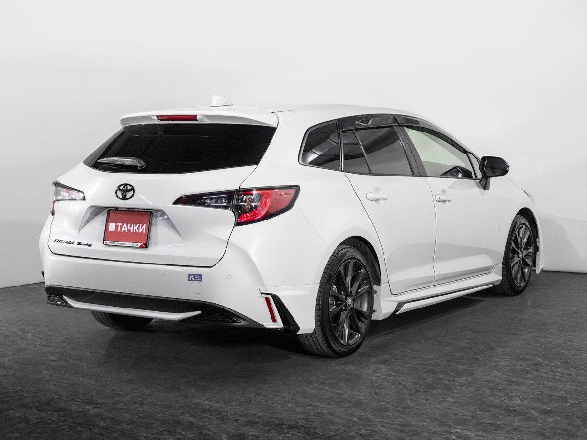 Toyota Corolla 2020 - фото автомобиля