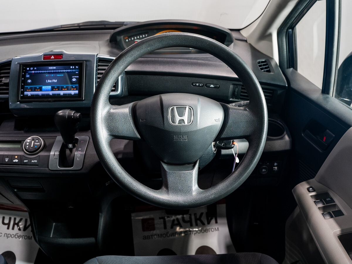 Honda Freed 2008 - фото автомобиля