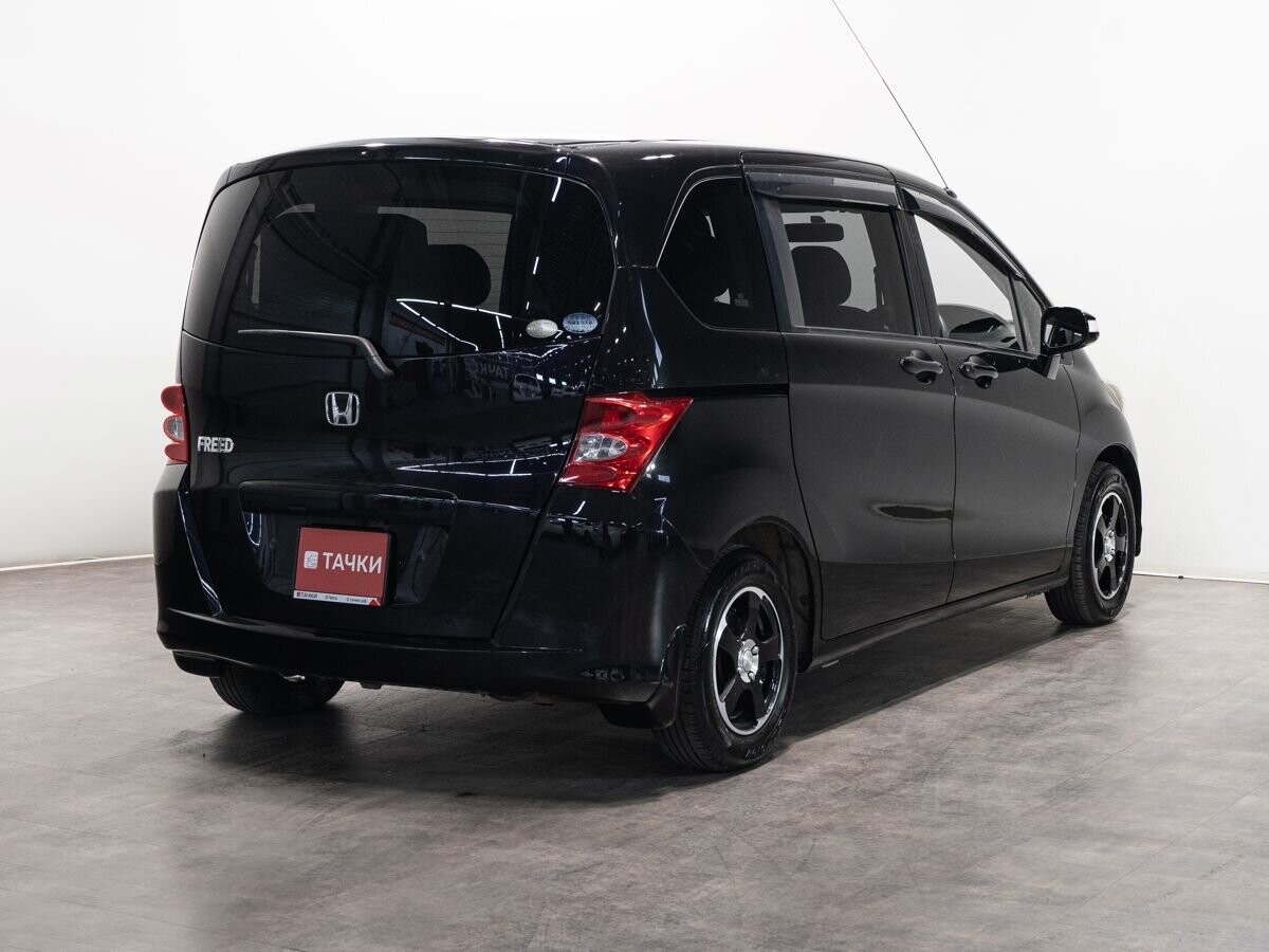 Honda Freed 2008 - фото автомобиля