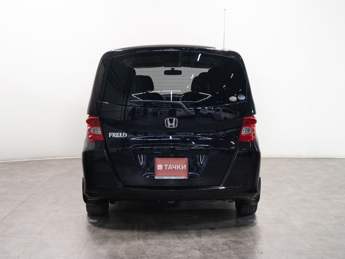Honda Freed 2008 - фото автомобиля