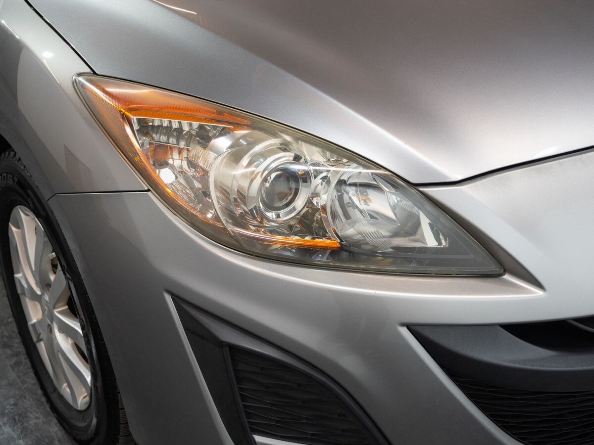 Mazda Axela 2009 - фото автомобиля