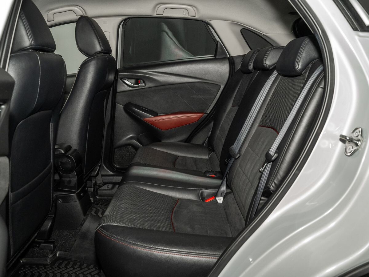 Mazda CX-3 2016 - фото автомобиля