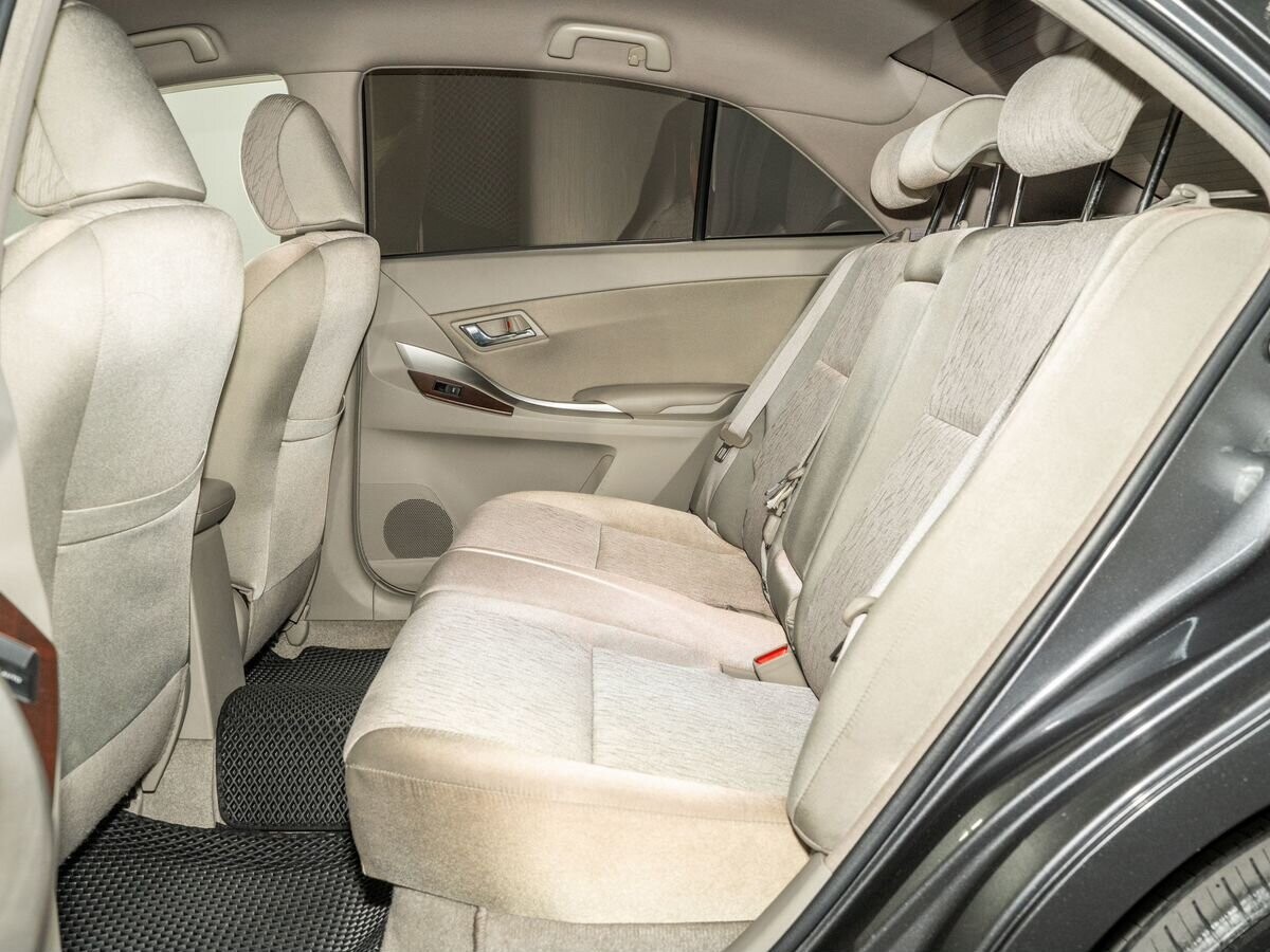 Toyota Allion 2012 - фото автомобиля