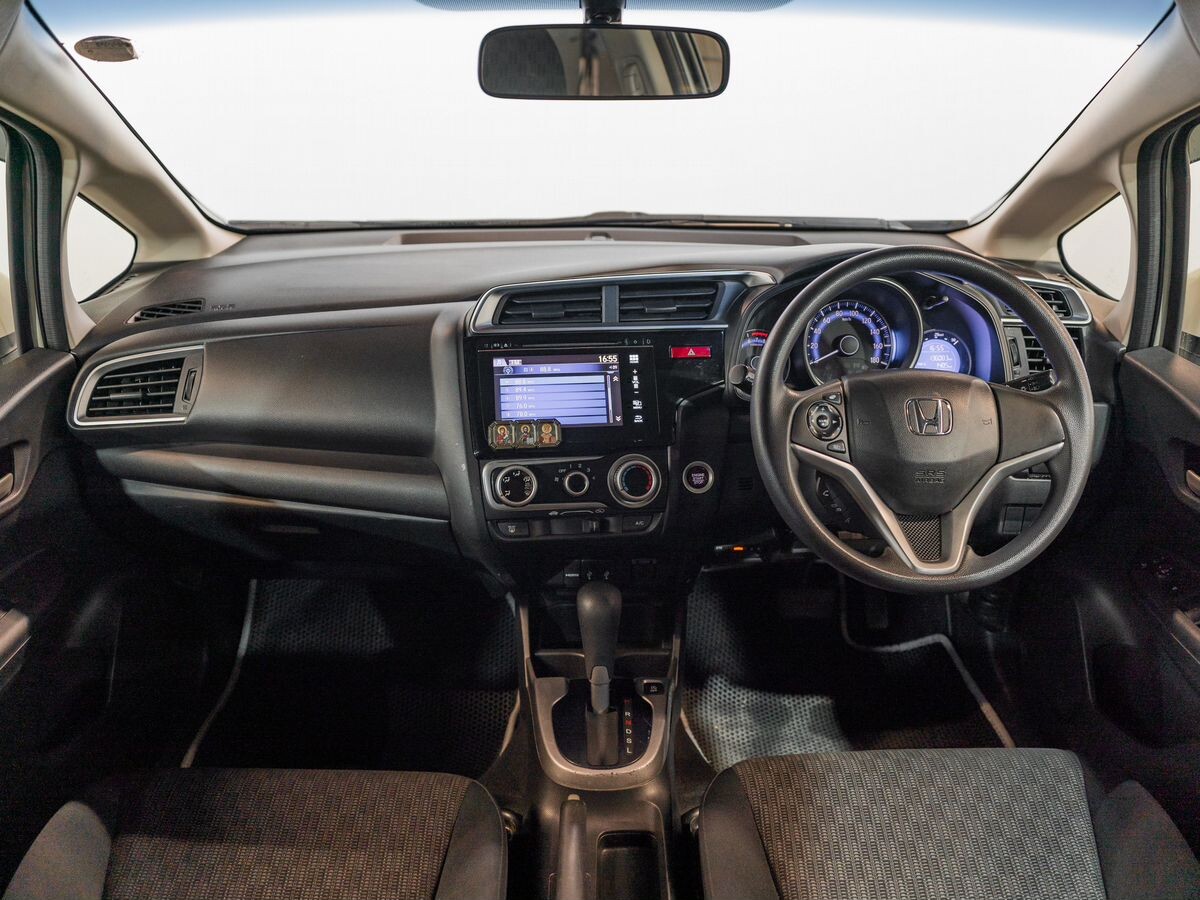 Honda Fit 2013 - фото автомобиля