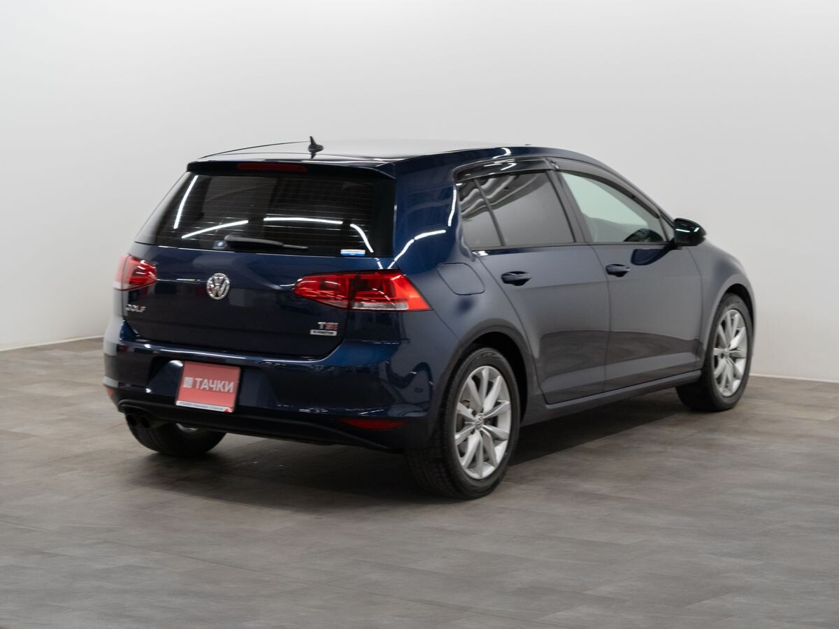 Volkswagen Golf 2015 - фото автомобиля