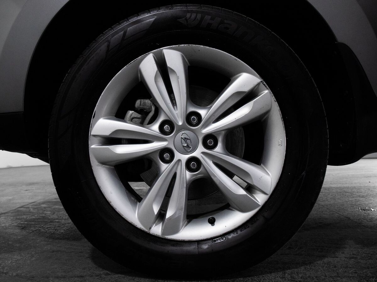 Hyundai ix35 2011 - фото автомобиля