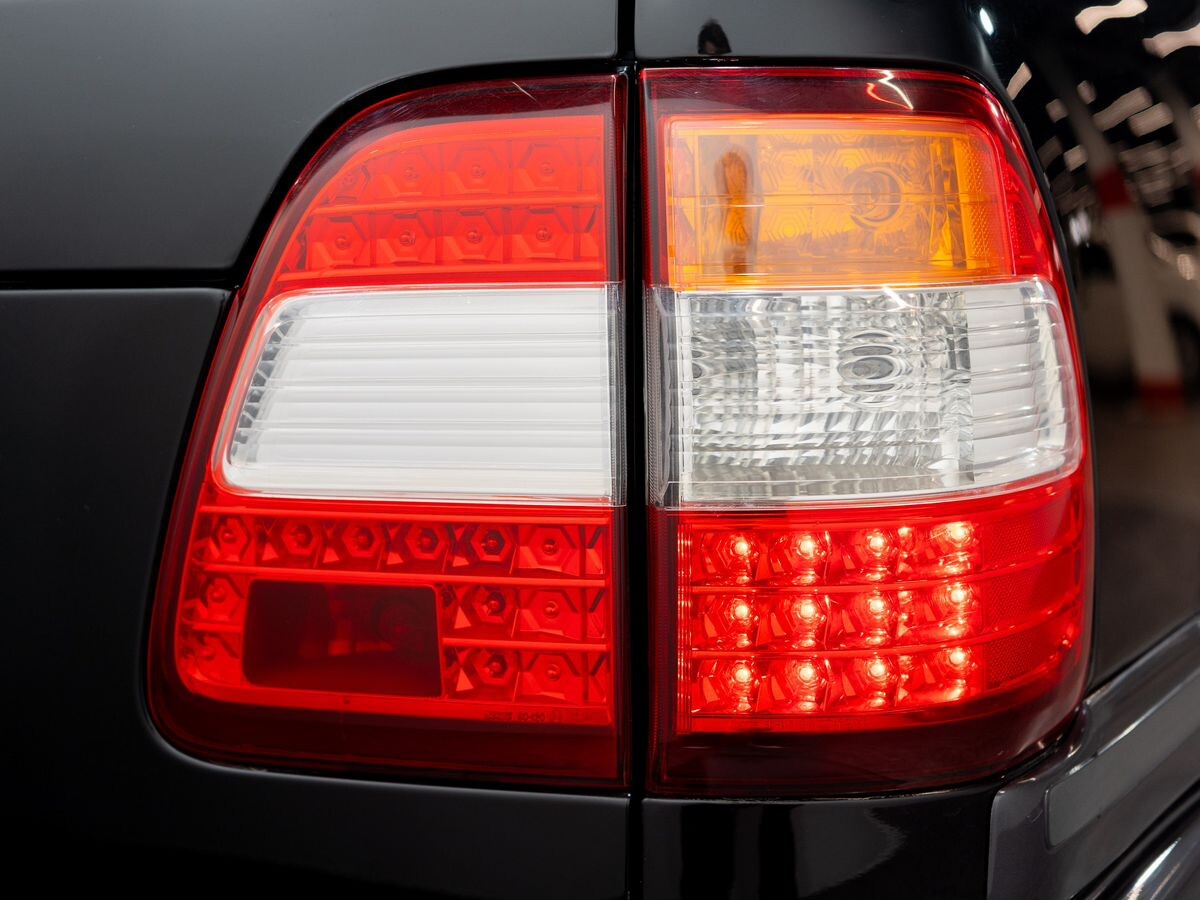Toyota Land Cruiser 2006 - фото автомобиля