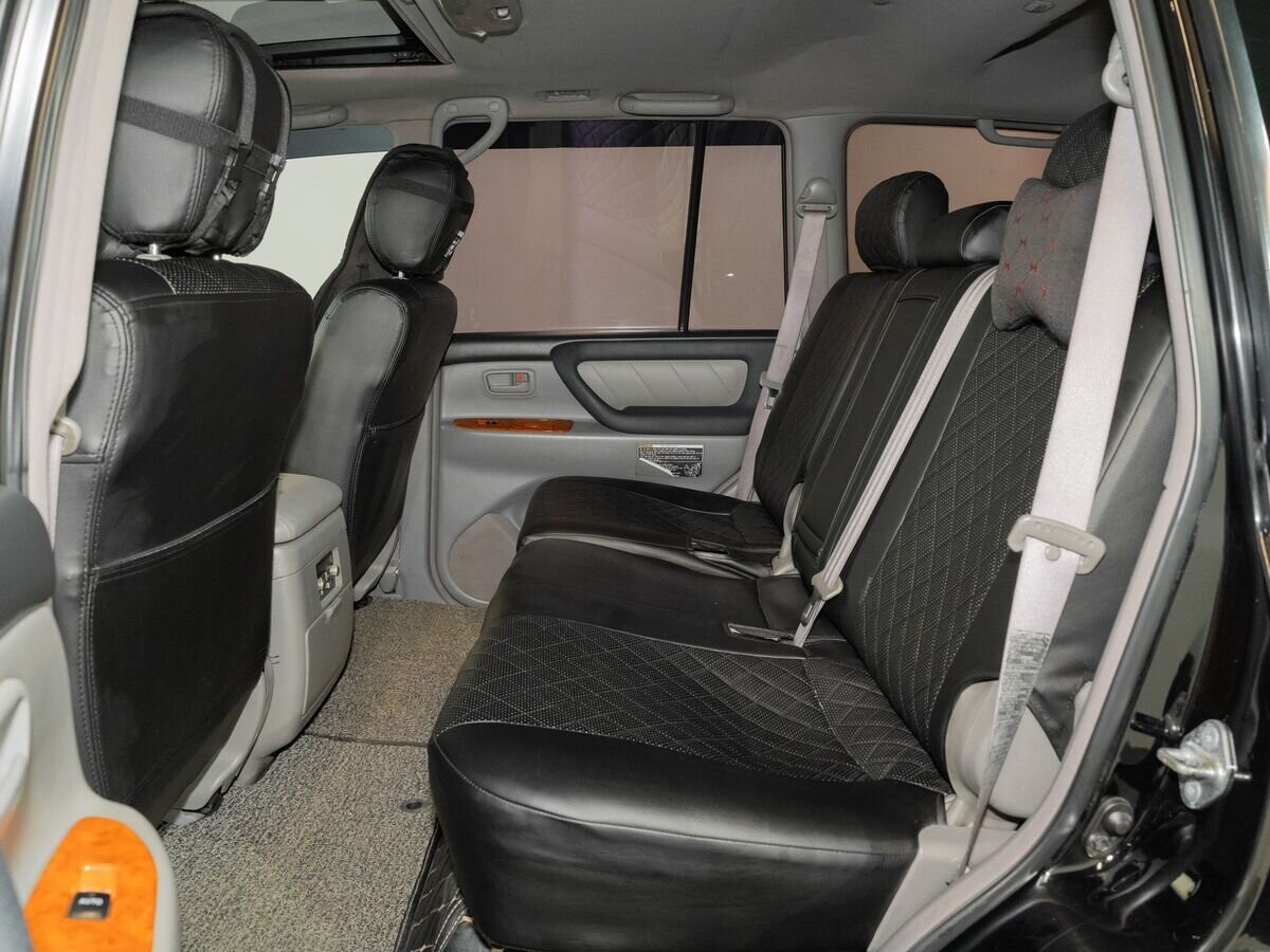 Toyota Land Cruiser 2006 - фото автомобиля