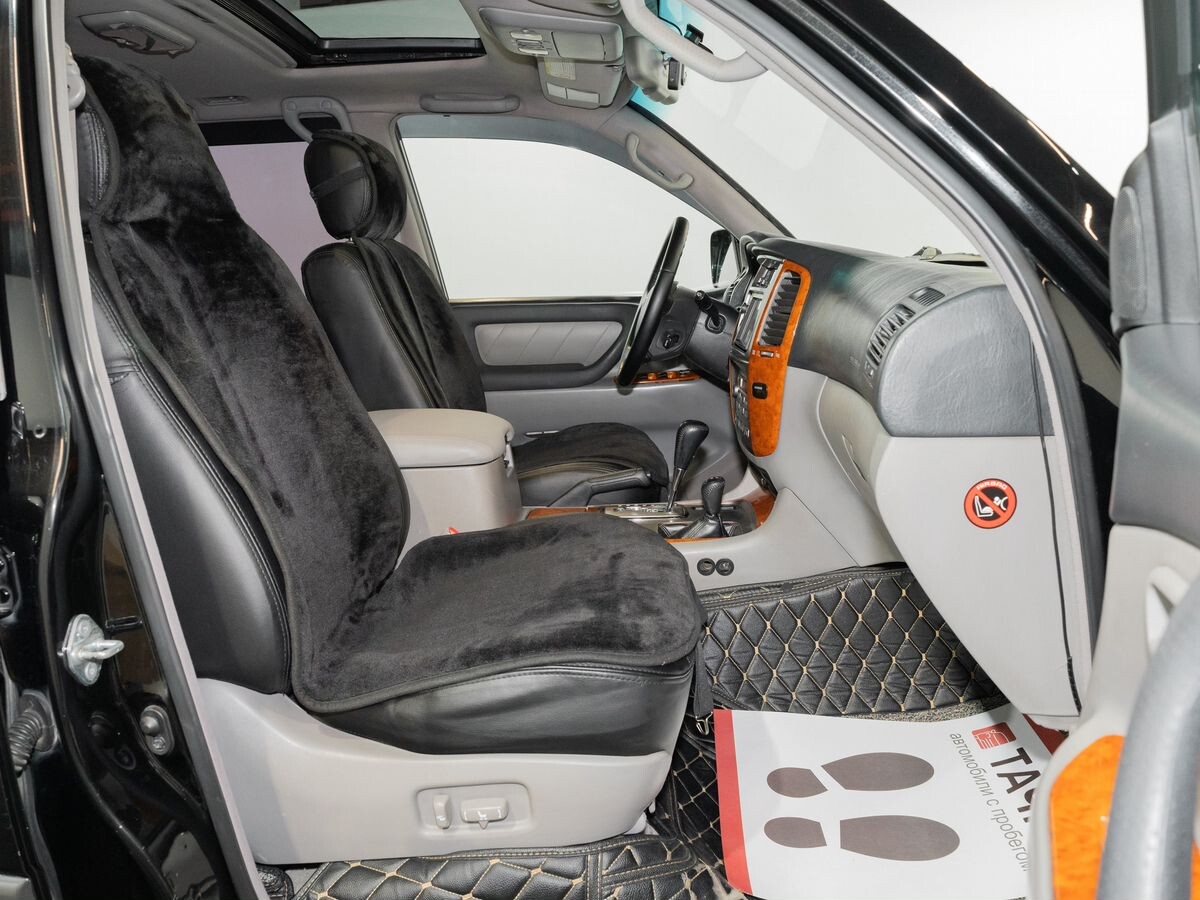 Toyota Land Cruiser 2006 - фото автомобиля