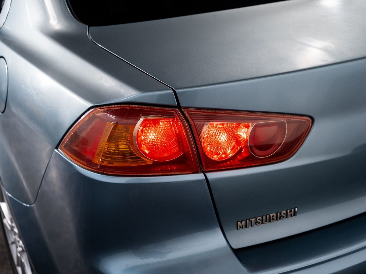 Mitsubishi Lancer 2008 - фото автомобиля