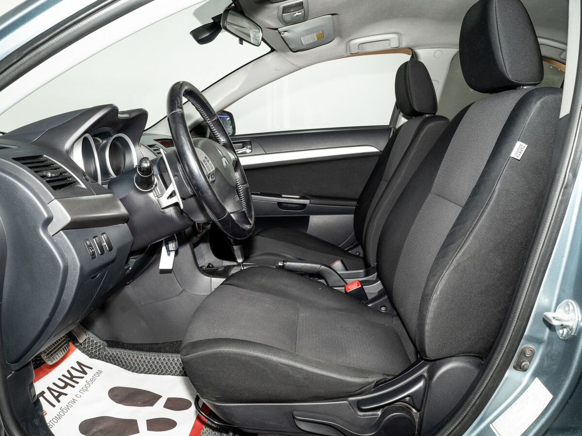 Mitsubishi Lancer 2008 - фото автомобиля
